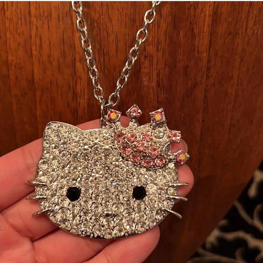 HelloKitty ISO large princess necklace